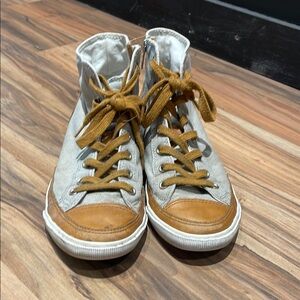 Stylish Gray and Tan High-Top Sneakers